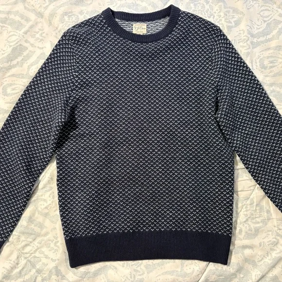 J. Crew Men's Navy and White Crewneck Sweater - Picture 1 of 3